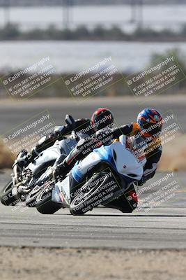 media/Nov-16-2025-Race Pace (Sun) [[8c5fa54630]]/Non Verified Riders (1st 20 Minutes)/1-Turn 14 (10am)/